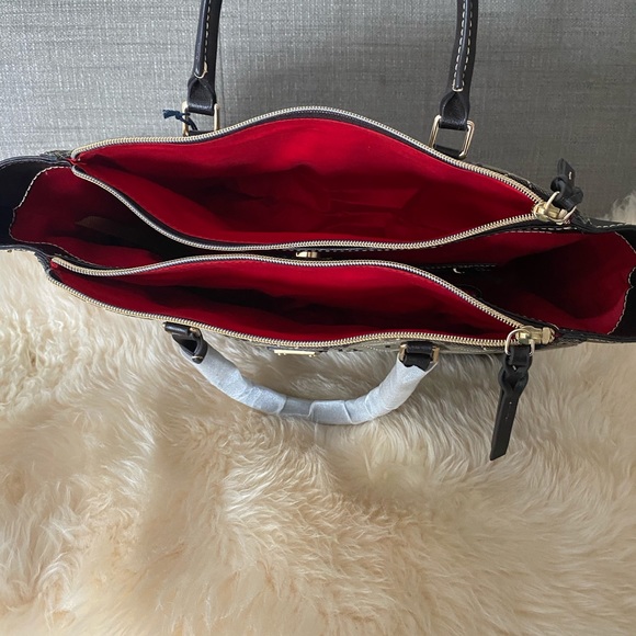 Dooney & Bourke Willa Zip Logo Satchel Bag $308 - Picture 6 of 9